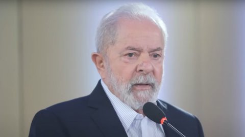 Brasile, Lula può ricandidarsi: azzerate le condanne
