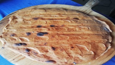 Pattona Lunigiana, il pane salutare al sapore di castagne