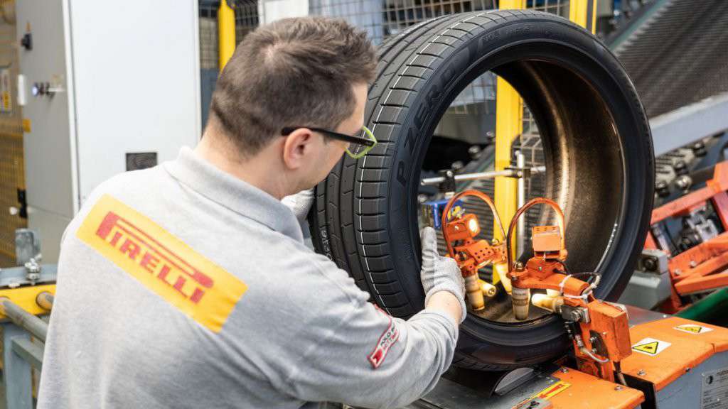 Shoulder of a Pirelli tyre