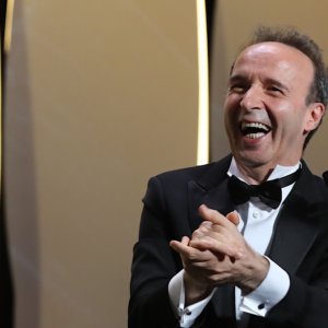 罗伯托·贝尼尼 (Roberto Benigni) 荣获威尼斯电影节终身成就金狮奖