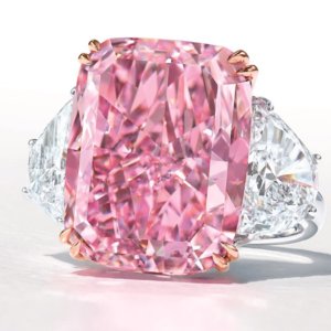 The Sakura Diamond: anello con diamante rosa da 15,81 carati in asta da Christie’s