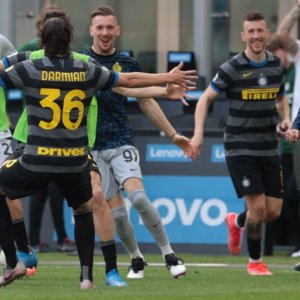 Inter menuju Scudetto, Atalanta kedua, Juve bertahan