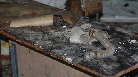 Chernobyl 35 anni dopo: l’incendio della centrale atomica, la serie tv e i kalashnikov
