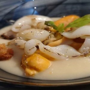 Resep Davide Mea: Kacang gorga dengan sotong tagliatelle, roti dengan timi dan remis