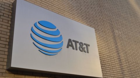 AT&T: accordo con Ericsson da 14 miliardi di dollari per modernizzare la rete wireless negli Stati Uniti