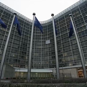 El poder dorado del BPM de UniCredit-Banco: la UE inicia un procedimiento de infracción contra Italia.