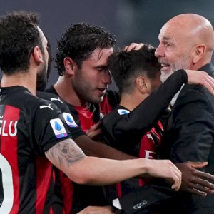 Milan menang, Juve tenggelam: Rossoneri kedua dengan Atalanta