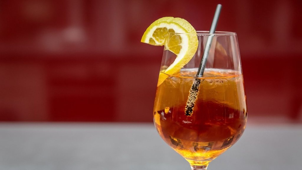 Il cocktail Aperol Spritz di Campari