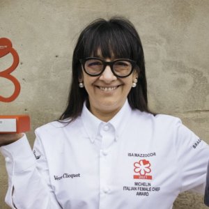 Isa Mazzocchi Michelin Chef Woman 2021 পুরস্কৃত করেছেন