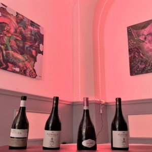 B Art Gallery: in Rom das „literarische Café“, in dem Wein Kunst heiratet