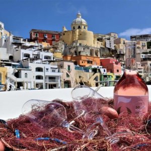 Vinhos rosés da última moda: os 50 melhores vinhos italianos no guia online