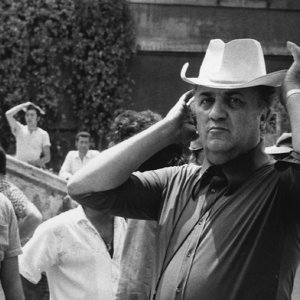 Photography: images of Fellini behind the scenes at the Brescia Photo Festival