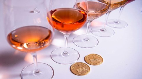 Vino: exploit dell’Italia al concorso mondiale sull’abbinamento cibo-vini rosati