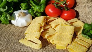 pasta tagliatelle e verdure