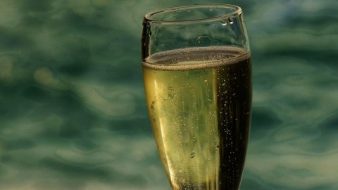 Historic ruling for Champagne and Prosecco: EU Court prohibits scam names