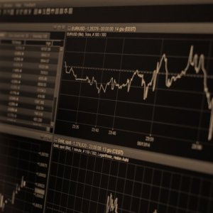 Pasar saham dan investasi: perhatikan varian Zona Euro, Wall Street, dan Delta