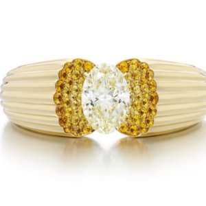 Sotheby’s Diamond: bracciale con diamante giallo di Lily Gabriella