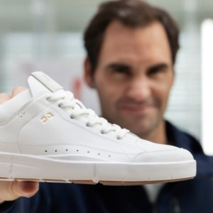 Auch an der Börse ist Federer mit Hightech-Sneakers König