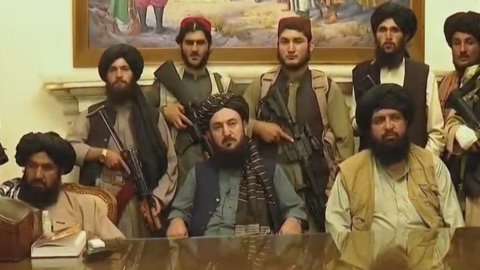 Afghanistan, titik balik bersejarah: Taliban merebut kembali Kabul