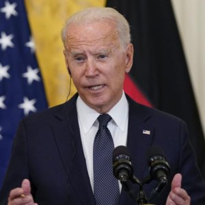 Bidens Rede: „Die USA werden vor Gaza einen Hafen für Hilfsgüter bauen.“ Und er greift Trump an: „Gefahr für die Demokratie“