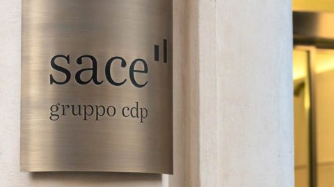 Sace, Cdp e un pool di banche insieme a Fratelli Cosulich per la costruzione di una nave gasiera