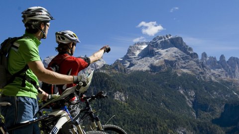 Verano en los Dolomitas, "hay turistas pero gastan menos"