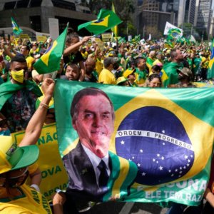 Brasile, aria di golpe: Bolsonaro minaccia la Corte Suprema