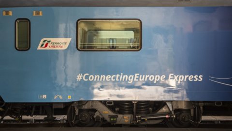 Fs, der europäische Zug hält in Rom