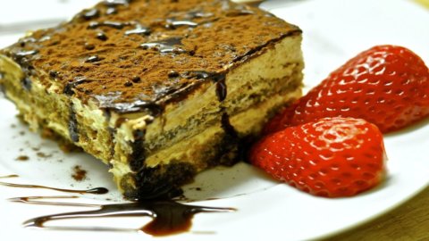 Deserturi: AAA a dorit arbitri pentru Cupa Mondială Tiramisù din octombrie