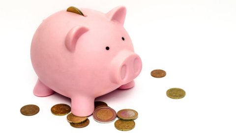 Conti correnti: i tassi della Bce salgono ma le grandi banche non pensano alla remunerazione. Ecco perchè