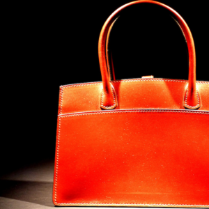 Lusso, Hermès: ricavi e vendite volano oltre le attese