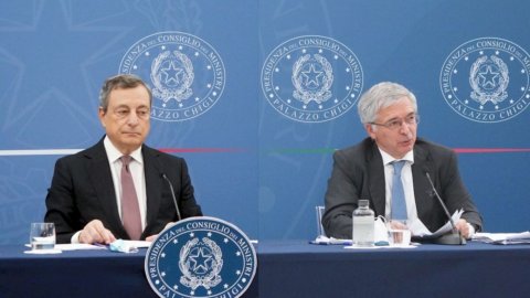 Draghi: “Tagli alle tasse per 12 miliardi, Manovra da 30 miliardi”