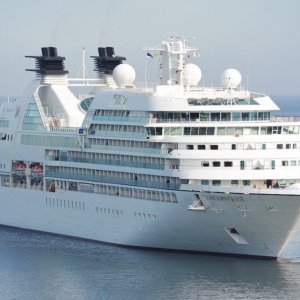 Environnement : les croisières se mettent également au vert, mais seulement 2% des ports sont équipés de quais électrifiés