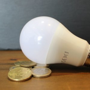 Facturas de luz +55% y gas +41,8%. Salto récord desde enero