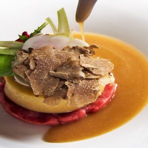La ricetta di Errico Recanati: un ossobuco al tartufo che rivela il gusto delle Marche