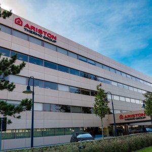 Ariston, debut di Bursa Efek pada 26 November: berita terbaru