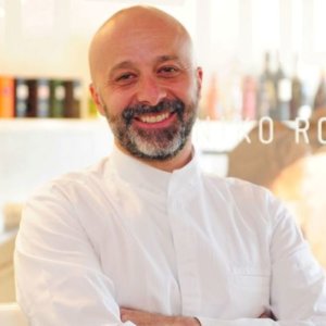 Niko Romito é o rei da gastronomia este ano, foi coroado pelo guia de restaurantes Gambero Rosso 2023