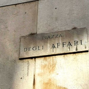 Borsa Italiana 在 90 年后改变总部？ 泛欧交易所可能会强制执行从 Piazza Affari 转移的举措