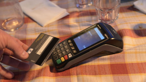 Antitrust: istruttoria contro Mastercard per pagamenti contactless