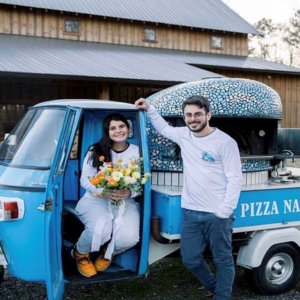 Alessio Lacco, povestea pizza lui gătită la cuptor pe un Apecar în SUA ajunge pe Netflix