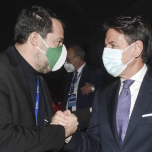 Quirinale: Fi, Iv, Leu اور Pd وزراء Belloni پر Salvini-Conte محور کے خلاف