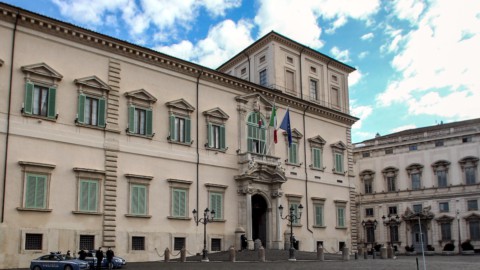 Quirinale و Letta و Renzi في يمين الوسط: "لا حرب خاطفة وإلا ستتخطى الحكومة"