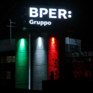 Bper éclabousse en Bourse après un accord avec Nexi et en attendant Carige et un plan industriel