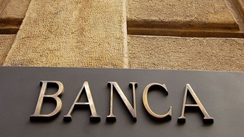 Banche: nel 2022 meno Btp e bilanci più solidi con la discesa dei crediti deteriorati