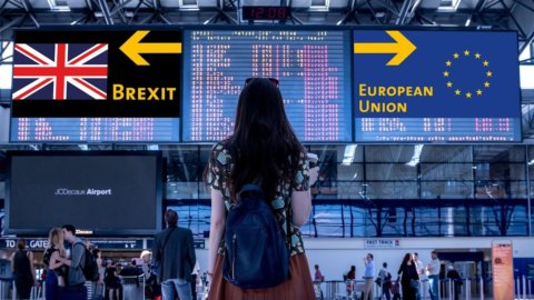 Ue denuncia il Regno Unito: “Violazione dei diritti di libera circolazione post-Brexit”