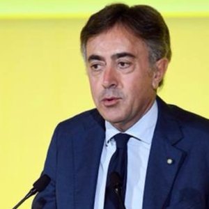 Poste Italiane открывает универсальные магазины для услуг PA и новые коворкинги