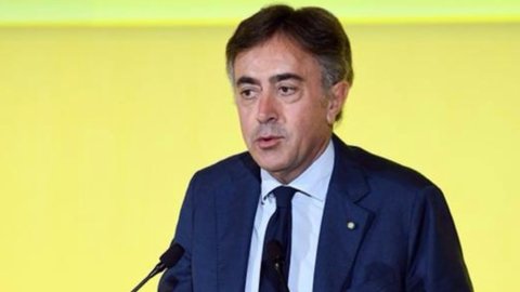 Poste Italiane открывает универсальные магазины для услуг PA и новые коворкинги