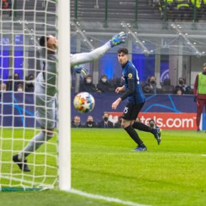 Inter mengecewakan di Liga Champions, itu sebabnya mereka kalah dari Liverpool (0-2): analisis pertandingan