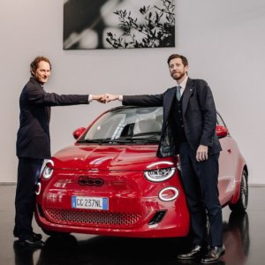 Mobilità sostenibile: Banca Ifis rinnova flotta aziendale con le auto Stellantis