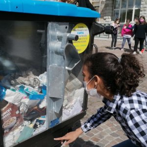 Rifiuti, Hera torna nelle scuole con progetti ambientali per i più giovani